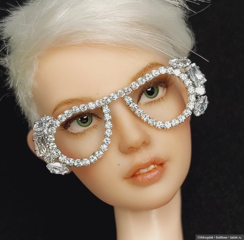 Очки с цирконием — Одежда (фото 4)