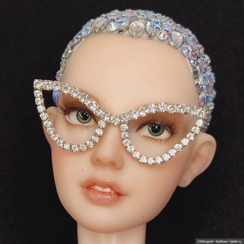Очки с цирконием — Одежда (фото 6)
