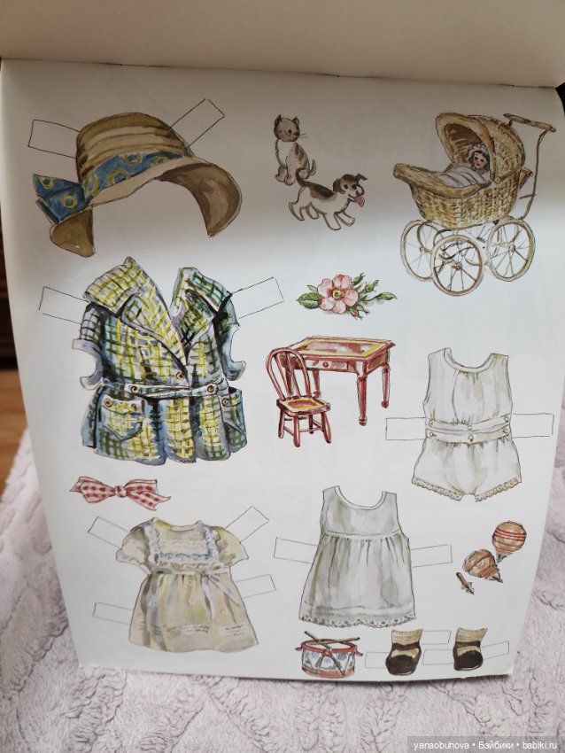 Чудесный винтажный альбом с бумажными куколками 1976-1980гг (фото 5)