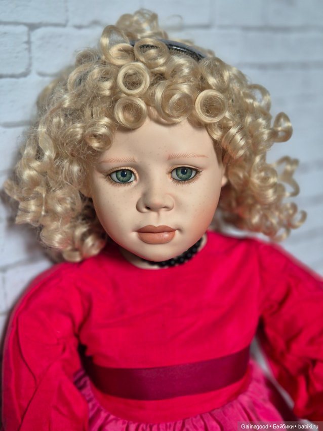 Megan Christine Orange — Коллекционные куклы