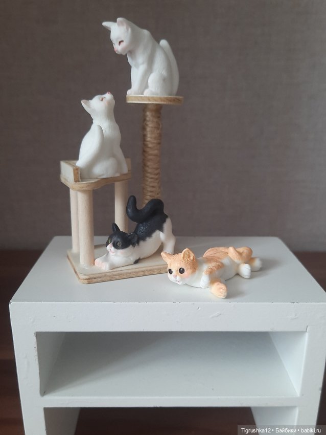 Котики с когтеточкой — Миниатюра для кукол (фото 2)