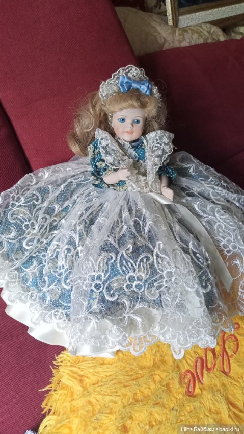 Милая барышня — Фарфоровые куклы (фото 3)