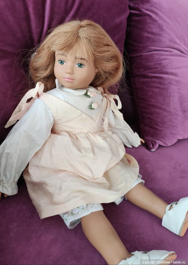 Очень красивая релкая кукла Sidikid