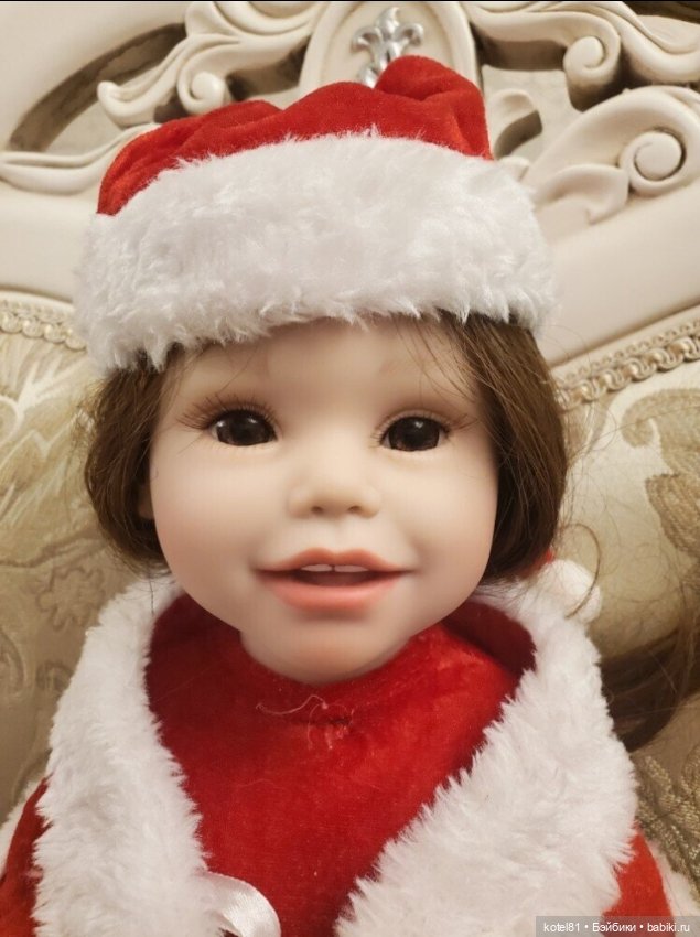 Виниловая игровая кукла Диана (фото 3)