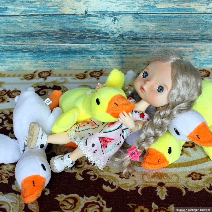 Аксессуары для кукол - мягкая кроватка-спальник (фото 10)