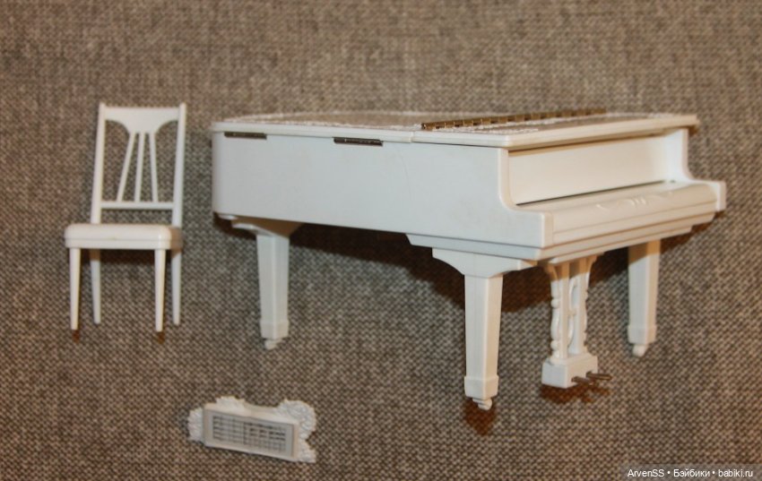 Винтажный белый рояль для Ликки 2 поколения компании Такара (фото 5)
