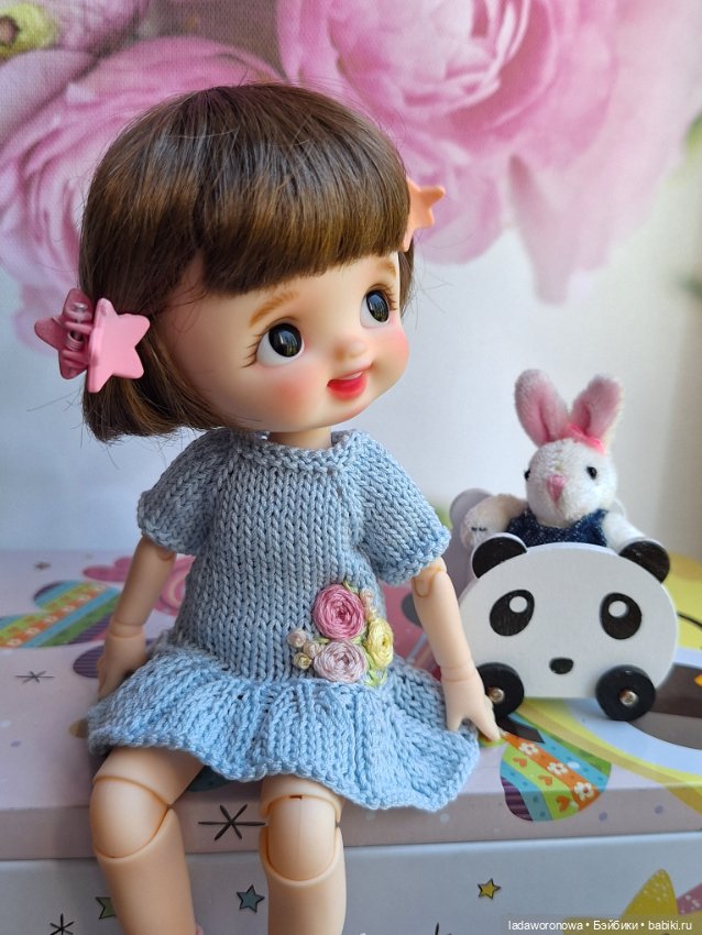 Улыбчивая Стодоллочка на теле M. Цена за нюд без парика