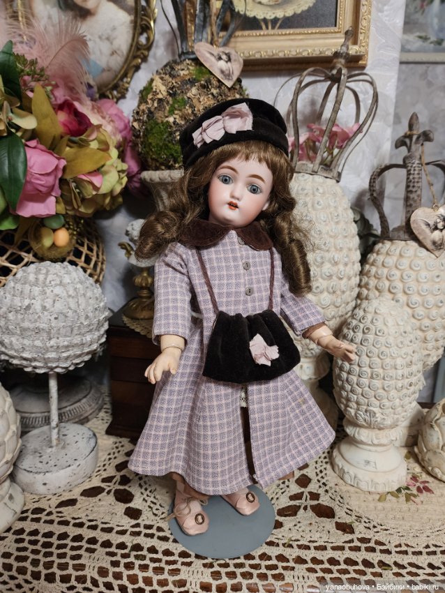 Редкая антикварная куколка Хандверк молд 189, рост 37 см