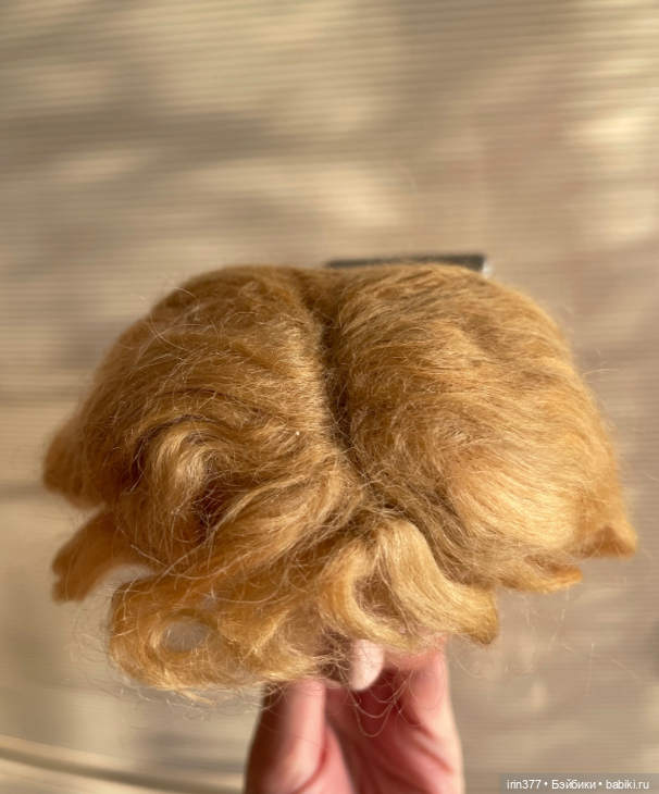 Старенький парик, натуральный мохер для куклы (фото 2)