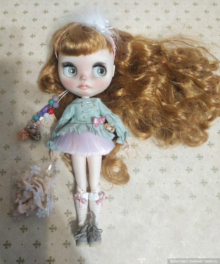 Продам куклу Блайз на основе tbl