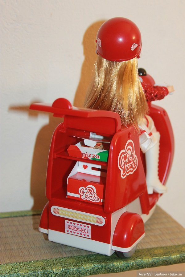 Ликка на скутере — Винтажные куклы и игрушки детства (фото 4)