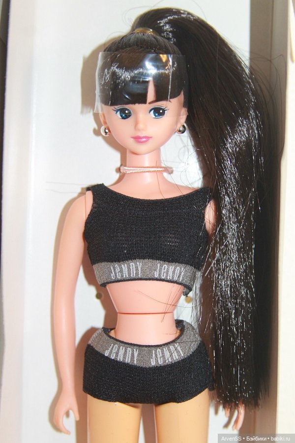 Подружка Дженни Кисара с длинным хвостом из лимитной серии Jenny's Club компании Такара (фото 2)