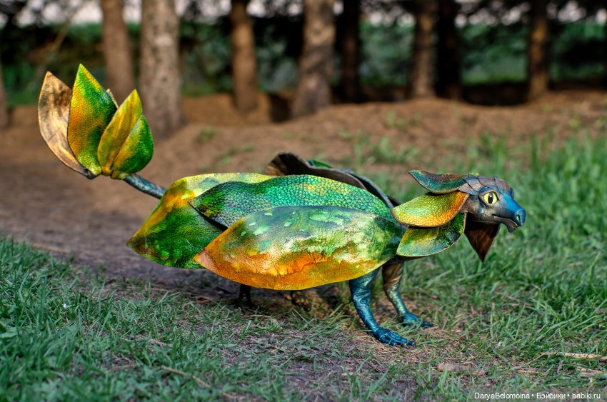 Большой и яркий лиственный дракон (фото 5)