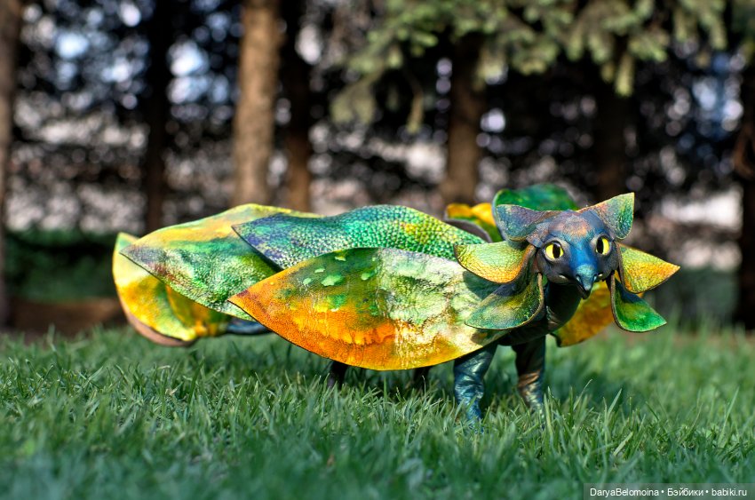 Большой и яркий лиственный дракон (фото 4)