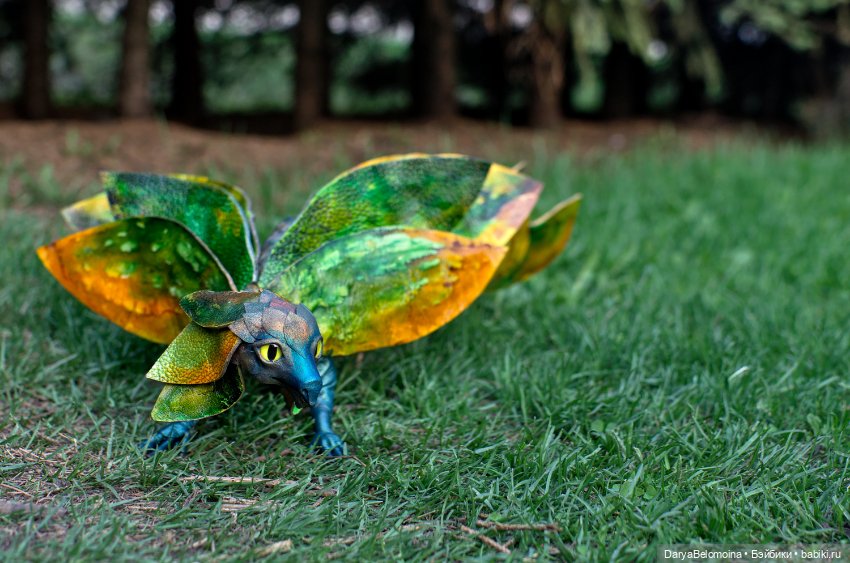 Большой и яркий лиственный дракон (фото 7)