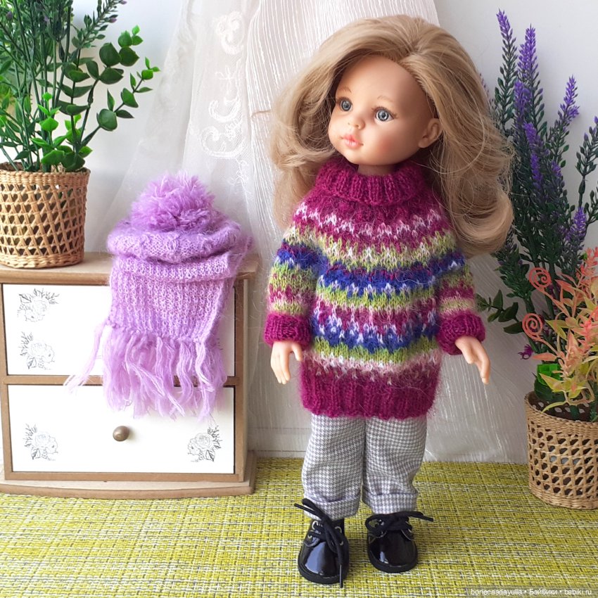 Теплый комплект одежды для куклы Paola Reina Паола Рейна Свитер Шапка Шарф Брюки (фото 5)