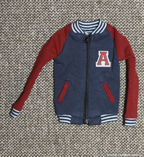 Спортивная куртка Blue Box на кукол 1/6