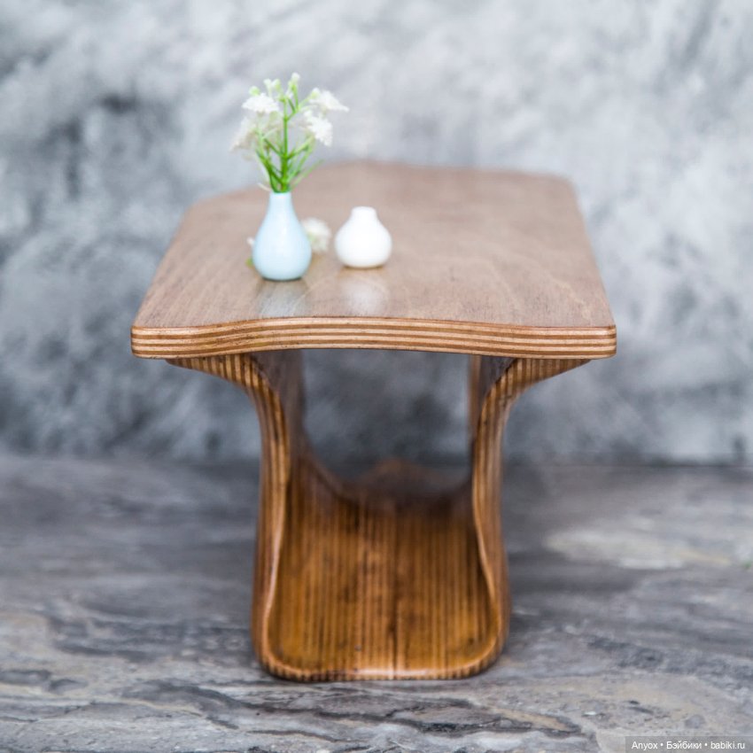 Деревянный стол для 1/6 кукол (барби, фр итд) - ручная работа (фото 9)