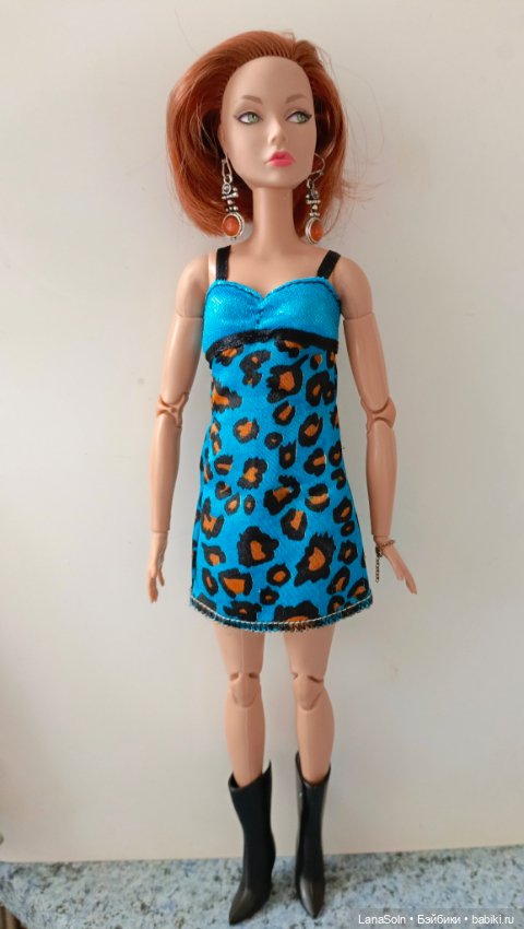 Псевдо Поппи Паркер на теле Барби йоги