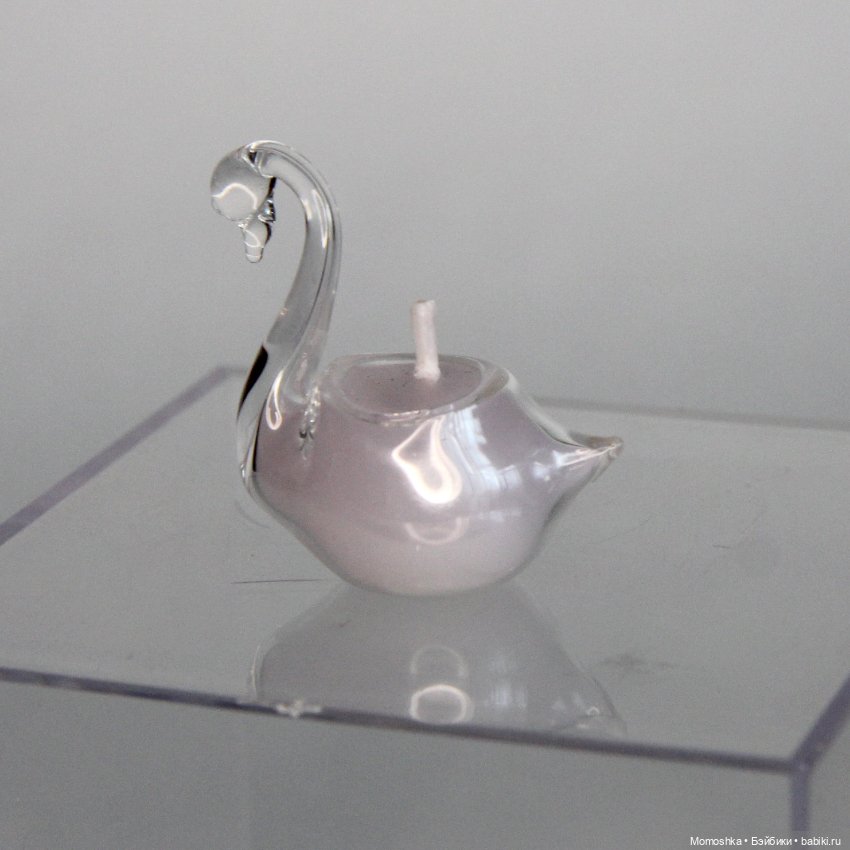 Миниатюрный стеклянный лебедь с залитой свечой (фото 4)