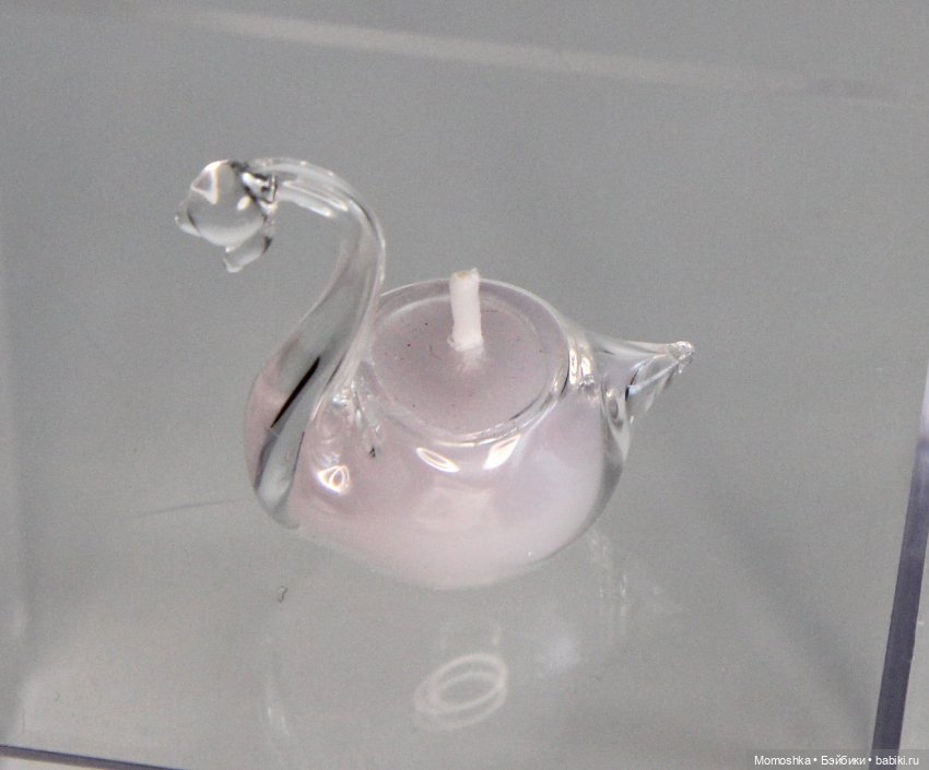 Миниатюрный стеклянный лебедь с залитой свечой (фото 2)