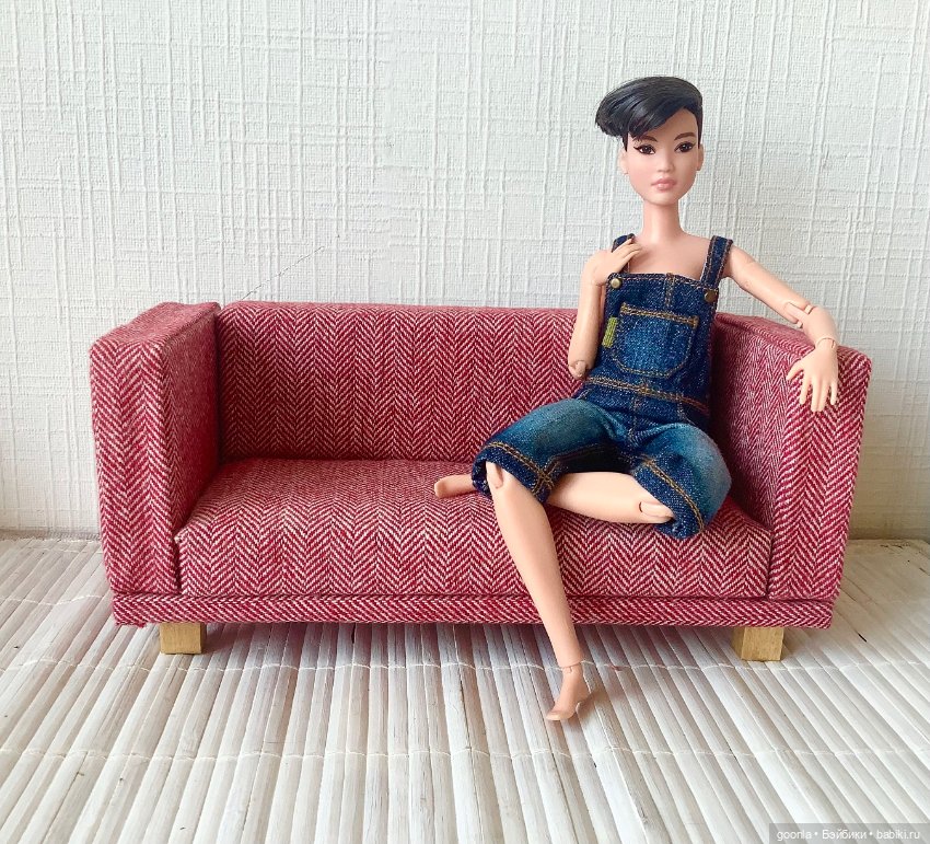 Диван для кукол 1/8 - 1/6 (фото 7)