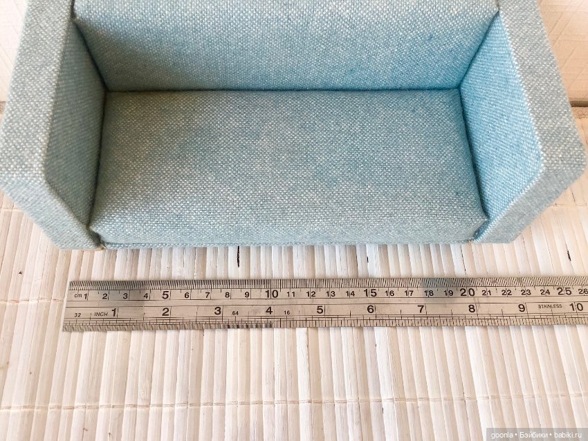 Диван для кукол 1/6 - 1/8 (фото 2)