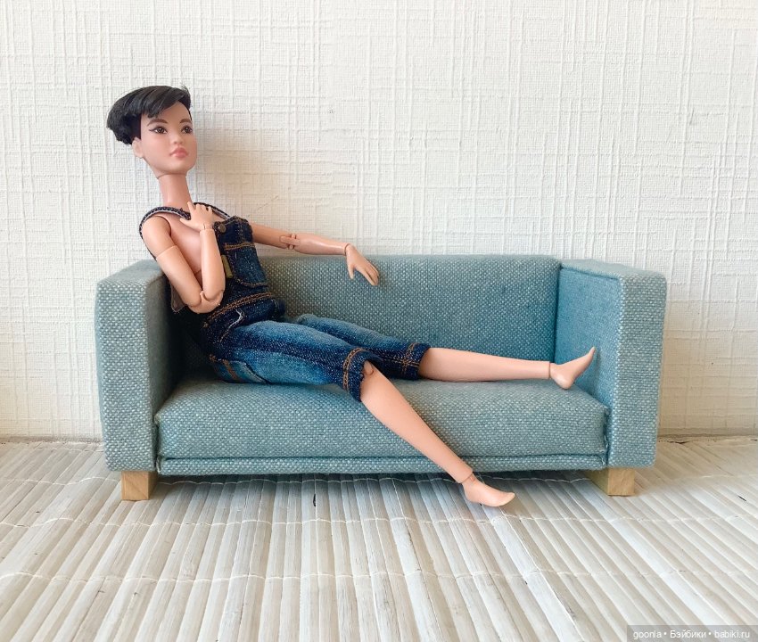 Диван для кукол 1/6 - 1/8 (фото 6)