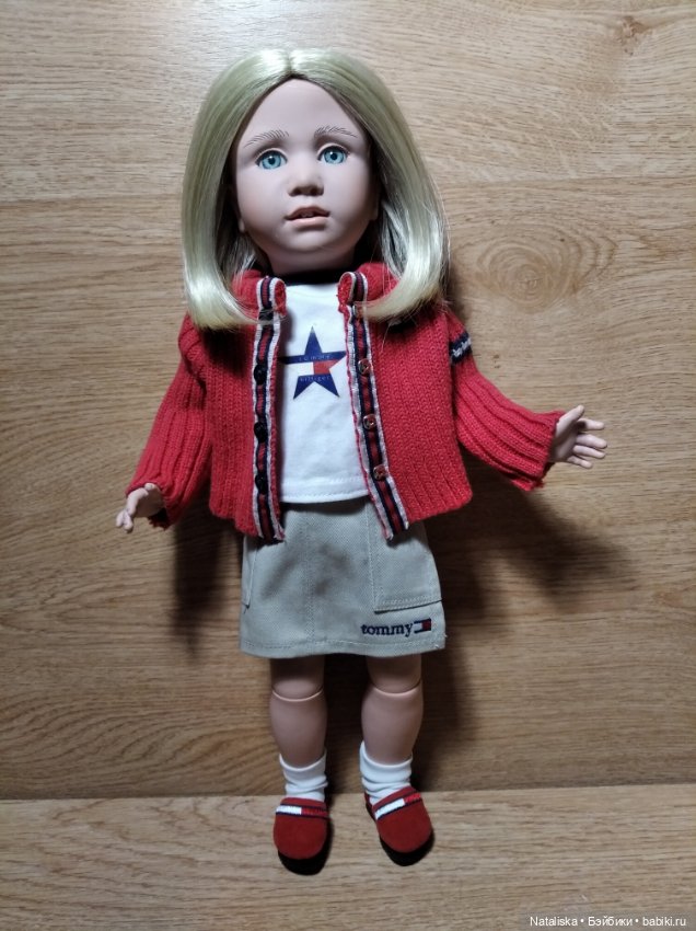 Виниловая коллекционная Абигайл от Madame Alexander&Tommy Hilfiger