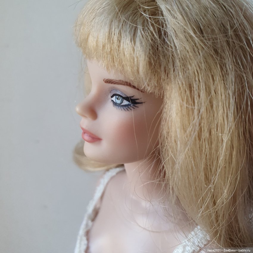 Паричковая Modern Revlon Wigged Basic Robert Tonner (фото 7)