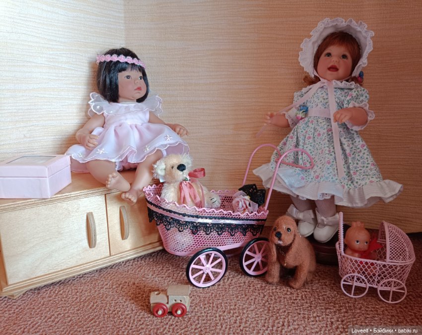 Винтажная тележка для кукольных пупсов