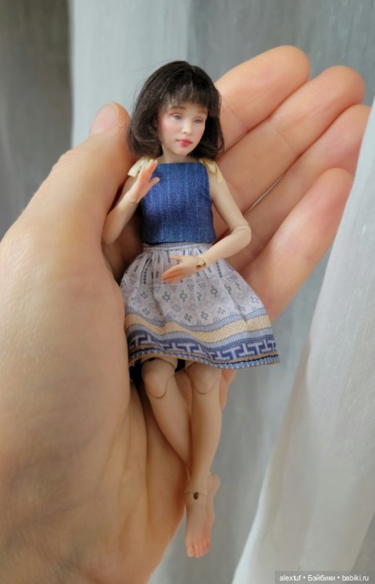 Маленькая авторская шарнирная кукла (фото 6)