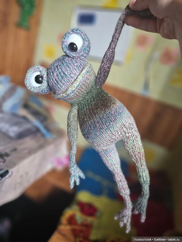 Лягушка Плюшка — Авторские игрушки (фото 6)