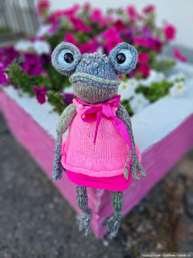 Лягушка Плюшка — Авторские игрушки (фото 5)