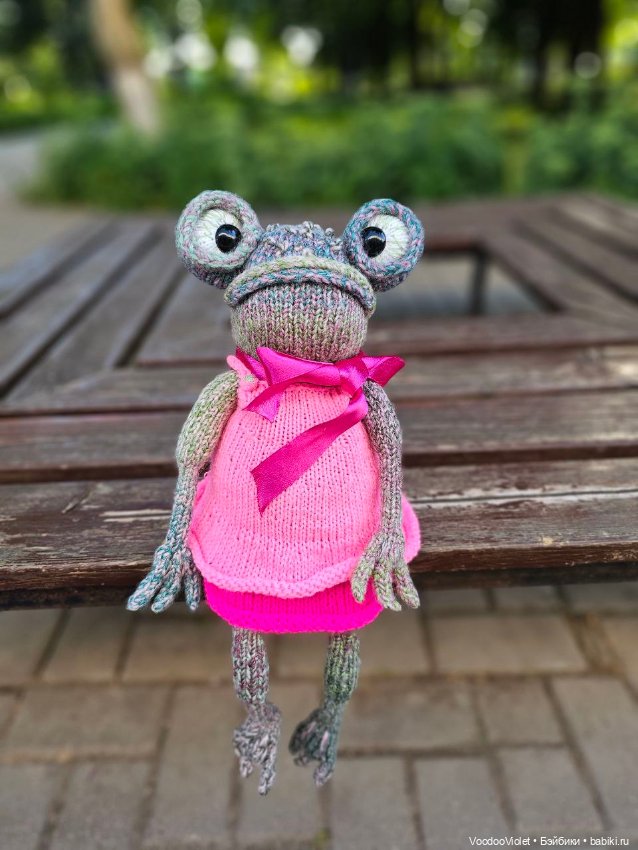 Лягушка Плюшка — Авторские игрушки (фото 3)