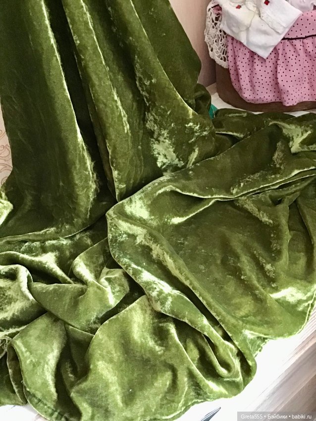 Большой кусок антикварного шелкового бархата , натуральная ткань , оливковый цвет (фото 2)