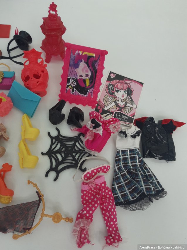 Аксессуары для кукол Монстер Хай (фото 10)