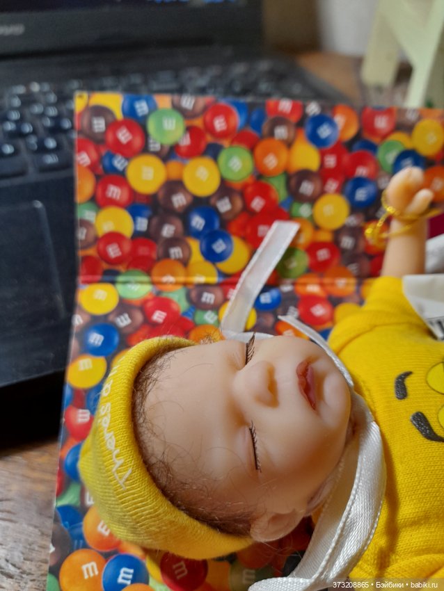 Нежный малышок М&М-ка TheAshton-DrakeGalleries (фото 5)