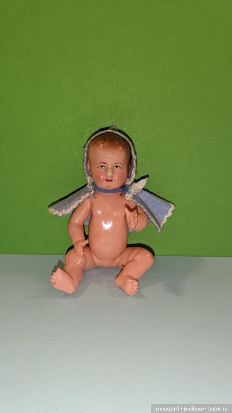 Целлулоидный пупсик Petit Colin, Франция, высота 12 см