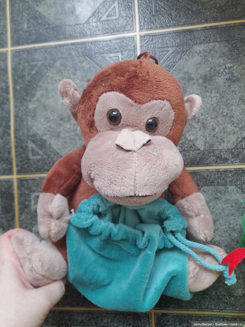 Игрушка Обезьянка с мешком под конфетки