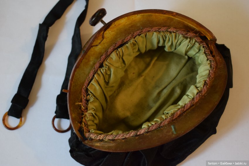 СКИДКА 20%Сумочка и одежда для кукол (фото 4)