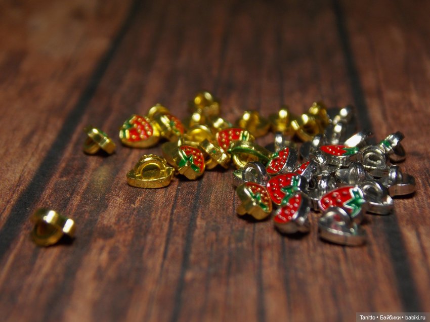 Пуговки "клубничка" — Другие инструменты для кукол (фото 6)