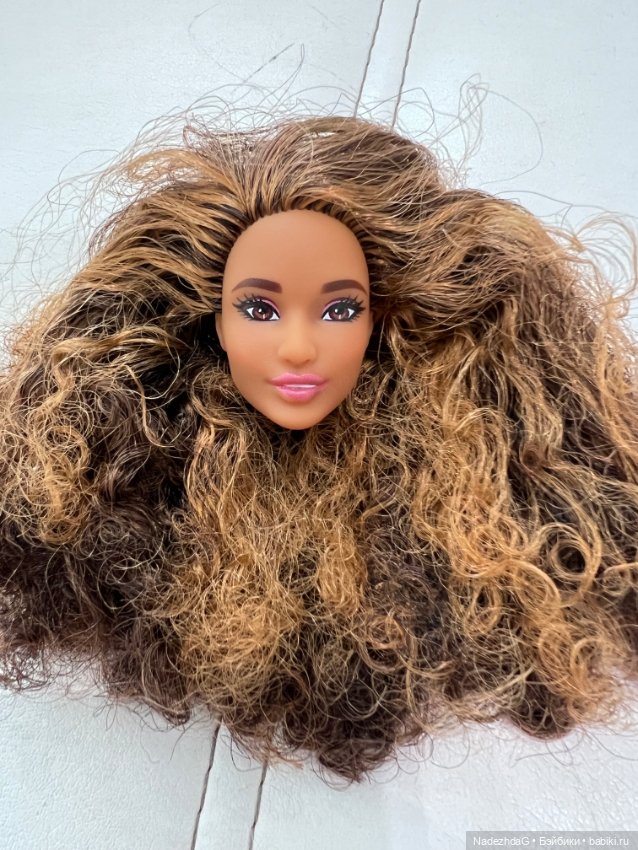 Голова Барби Фашионистас 201
