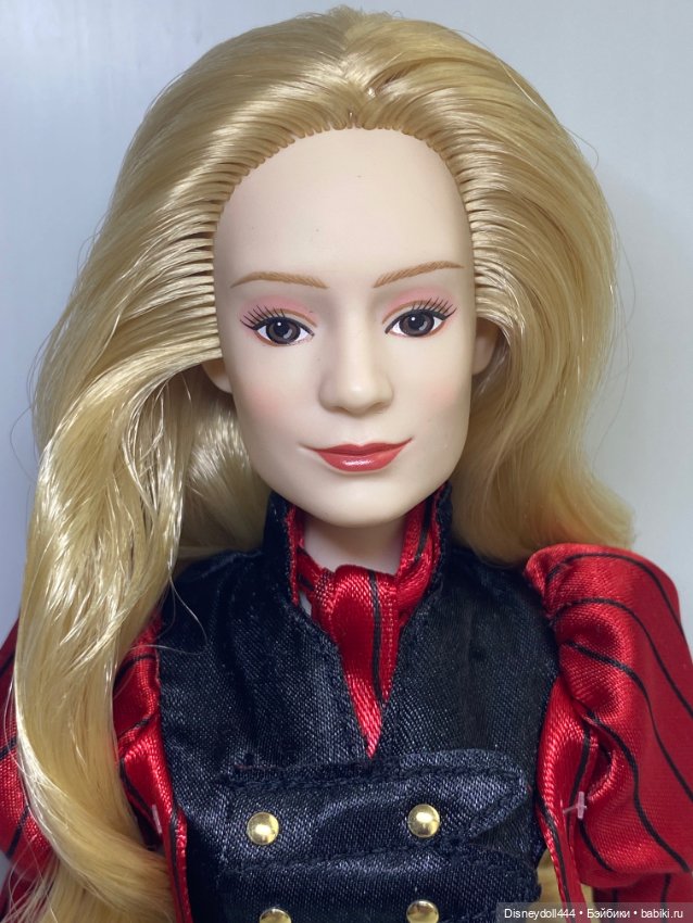 Портретная Алиса Кингсли (Миа Васиковска) от Jakks Pacific (2016) (фото 3)