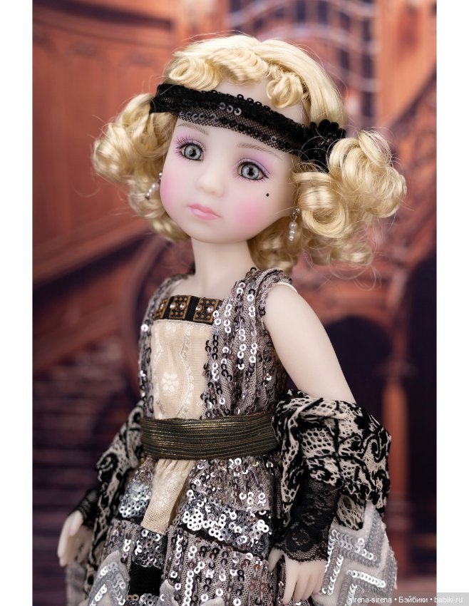 Эвелин в чёрном аутфите от Руби Ред, Midnight Twinkle Evelyn Ruby Red