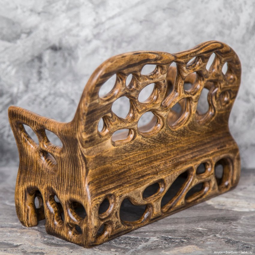 Деревянный диван с подсветкой, резьба (фото 10)