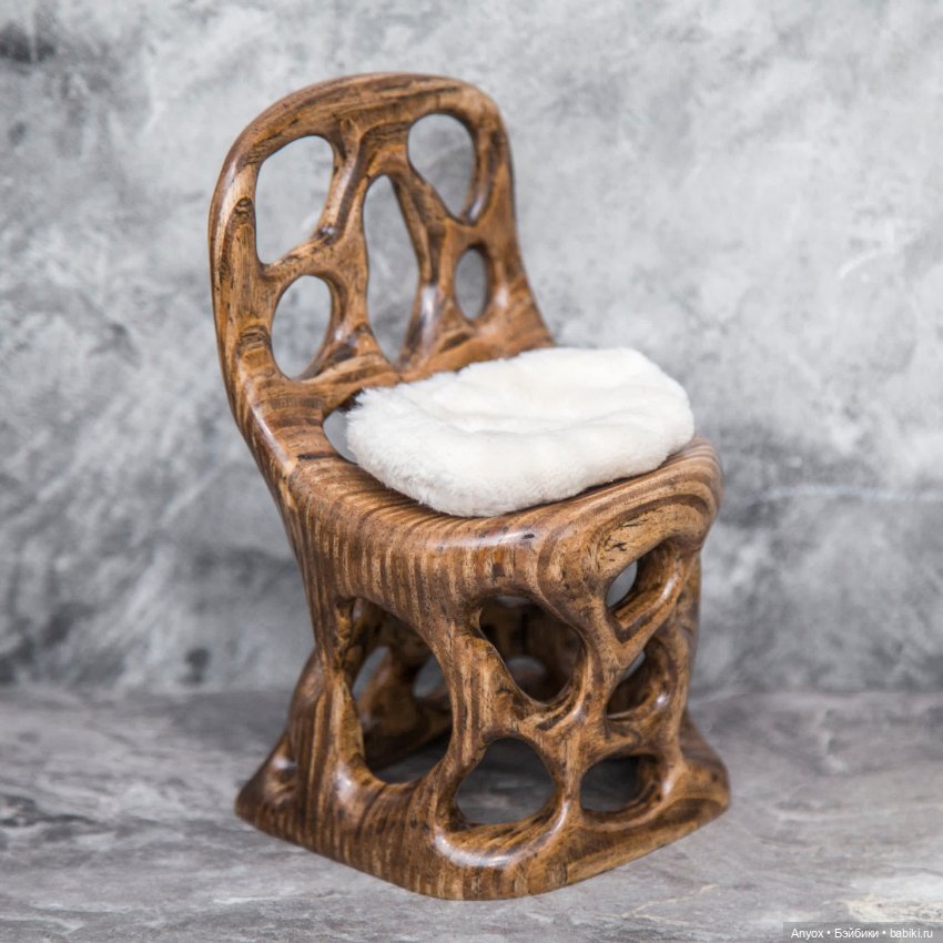 Деревянный стул с подсветкой, резьба (фото 2)