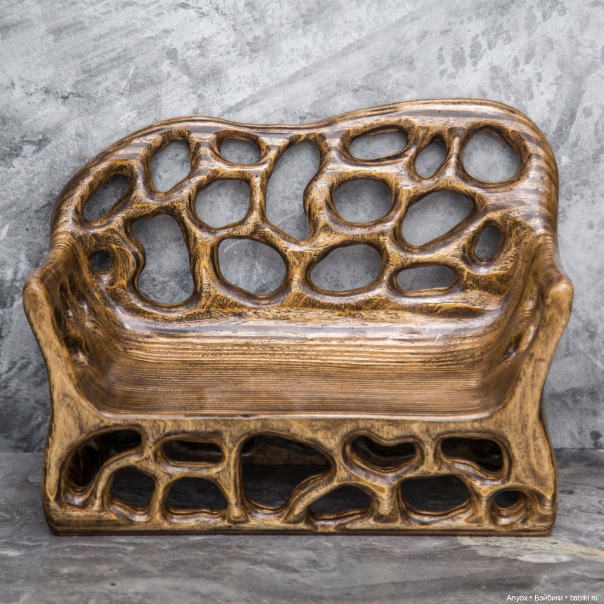 Деревянный диван с подсветкой, резьба (фото 9)