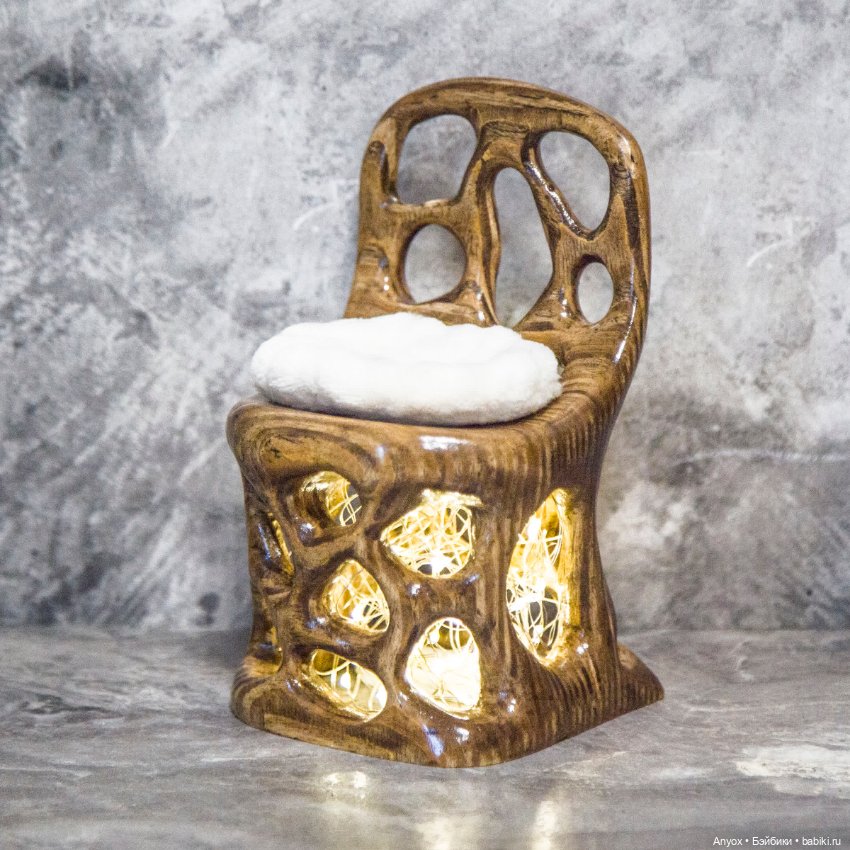 Деревянный стул с подсветкой, резьба