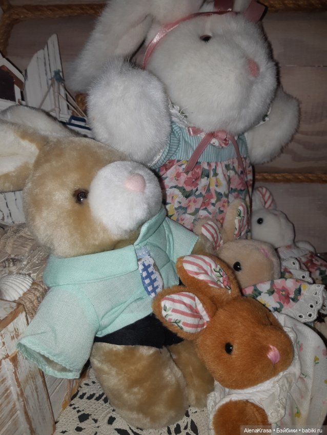 Компания заек в рюкзаке — Игрушки для детей